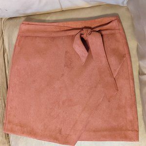 LOFT blush pink faux suede skirt size 4